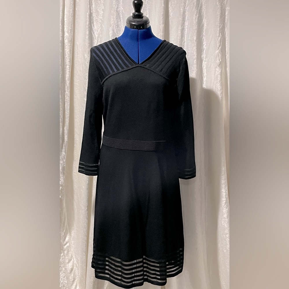 Brand: Calvin Klein
Size: XL
Color: Black